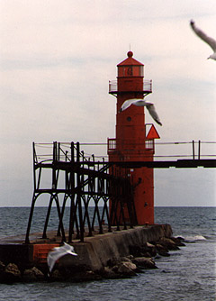 Algoma Pierhead Front Light in 1989