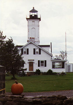 Stony Point Light in 1995