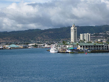 Aloha Tower in 2011 – 54th trip