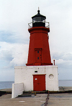 Menominee North Pier Light in 1989 - 8th trip