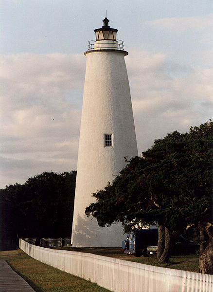 Image:Ocracoke Light.jpg