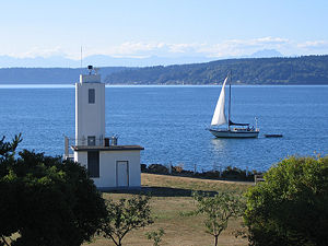 Browns Point Light in 2006