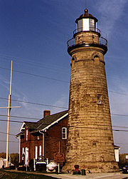 Old Fairport Main Light in 1991
